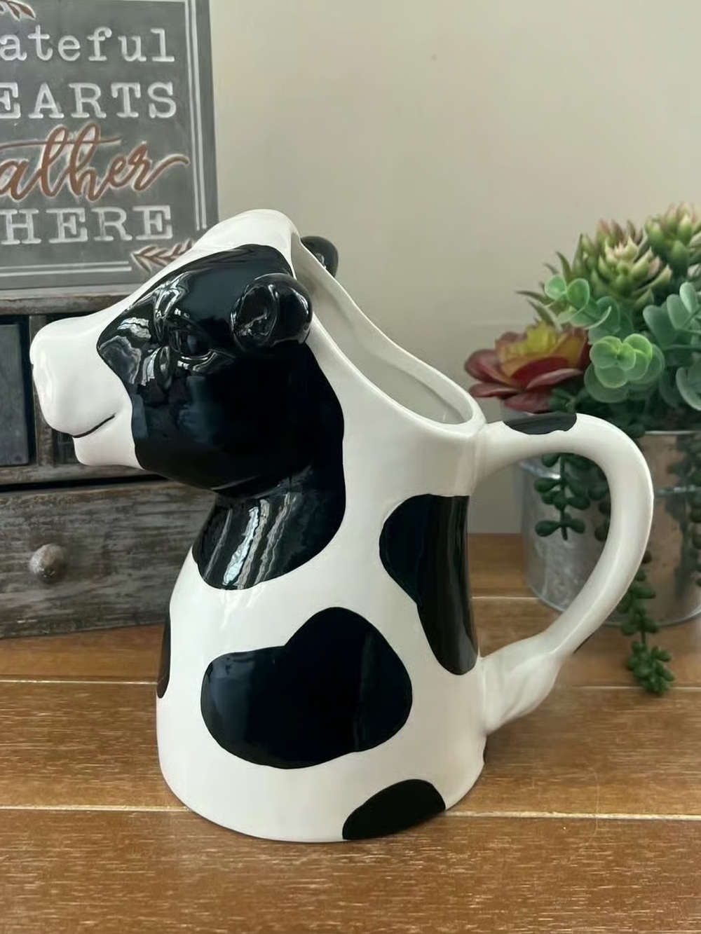 New Decorative Farmhouse Ceramic Cow Pitcher